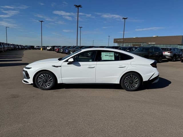 2025 Hyundai SONATA HYBRID SEL