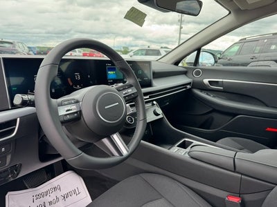 2025 Hyundai SONATA HYBRID SEL