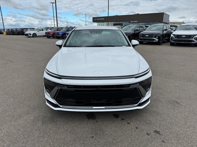 2025 Hyundai SONATA HYBRID SEL