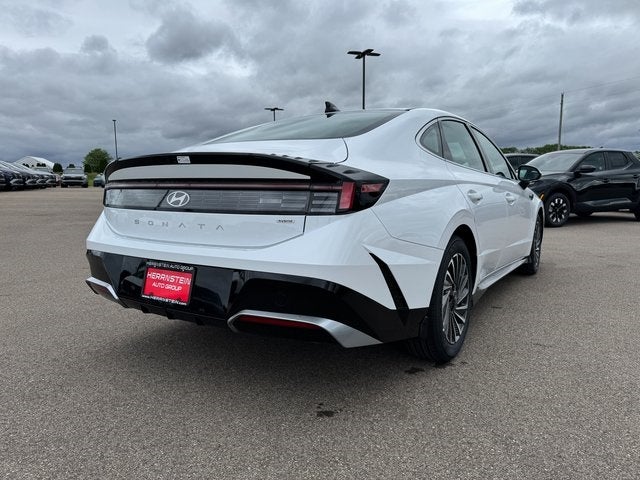 2025 Hyundai SONATA HYBRID SEL