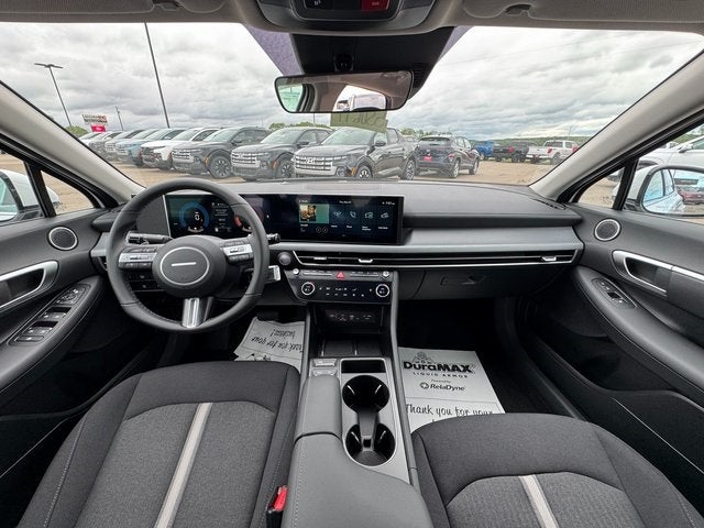 2025 Hyundai SONATA HYBRID SEL