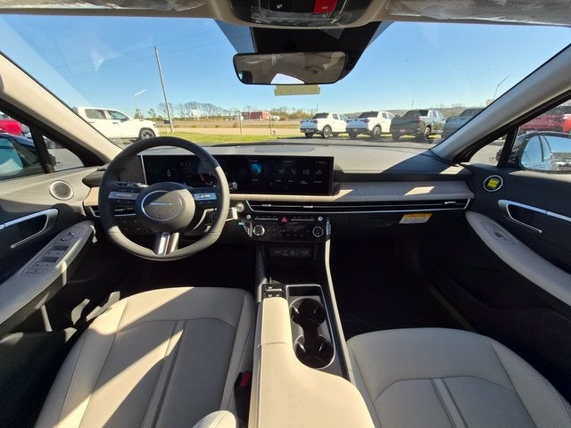 2026 Hyundai SONATA HYBRID SEL