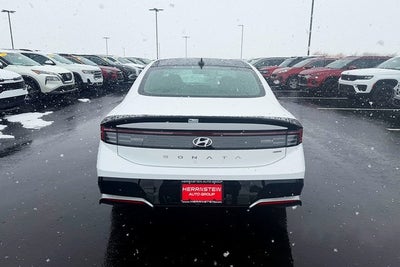 2026 Hyundai SONATA HYBRID SEL