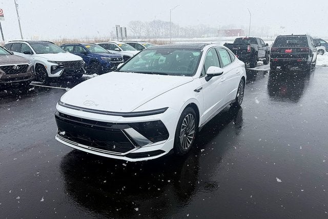 2026 Hyundai SONATA HYBRID SEL