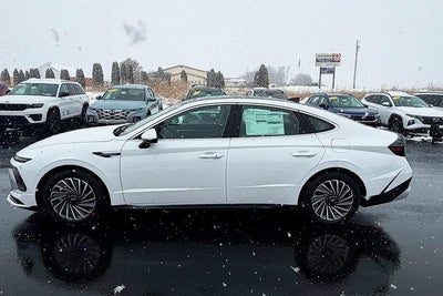2026 Hyundai SONATA HYBRID SEL