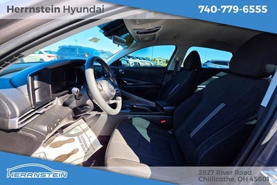 2023 Hyundai ELANTRA SE