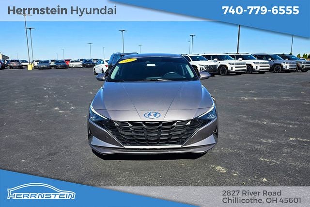 2023 Hyundai ELANTRA SE