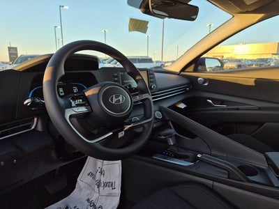 2026 Hyundai ELANTRA SE