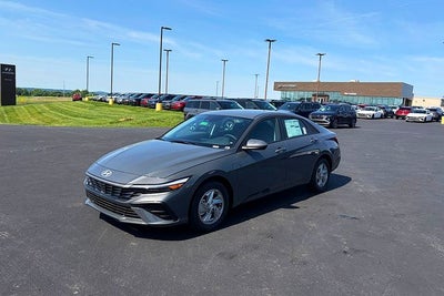 2026 Hyundai ELANTRA SE