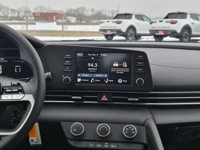 2026 Hyundai ELANTRA SE