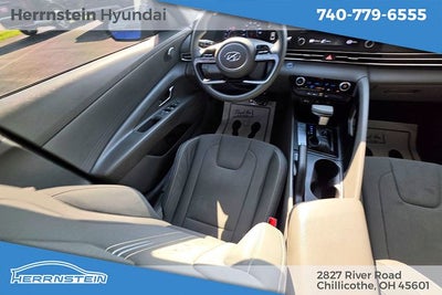 2023 Hyundai ELANTRA SEL