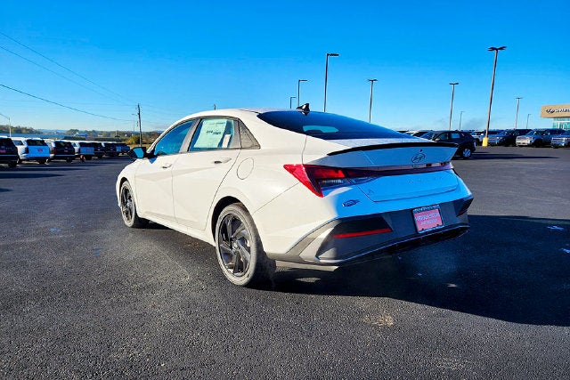 2026 Hyundai ELANTRA SEL Sport Plus