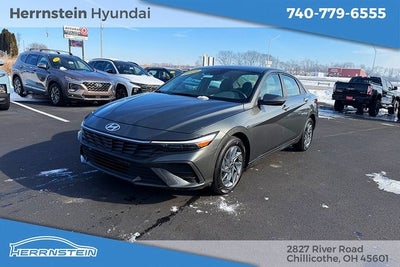 2024 Hyundai ELANTRA SEL