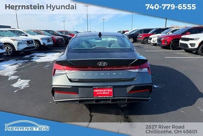 2024 Hyundai ELANTRA SEL