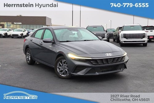 2024 Hyundai ELANTRA SEL