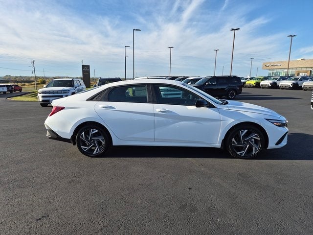2025 Hyundai ELANTRA HYBRID SEL Sport