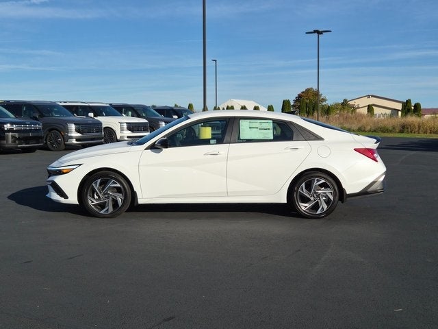2025 Hyundai ELANTRA HYBRID SEL Sport
