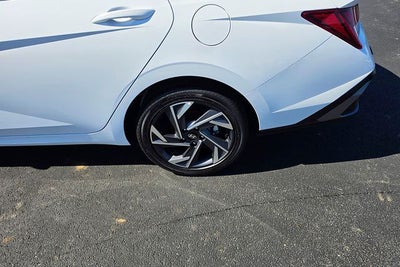 2026 Hyundai ELANTRA Limited