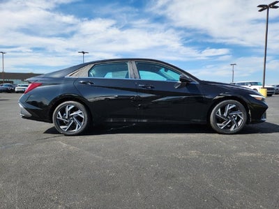 2026 Hyundai ELANTRA Limited