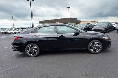 2026 Hyundai ELANTRA Limited
