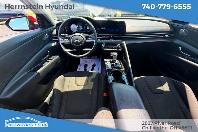 2025 Hyundai ELANTRA SEL Convenience