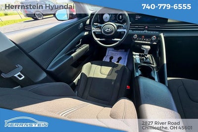 2025 Hyundai ELANTRA SEL Convenience