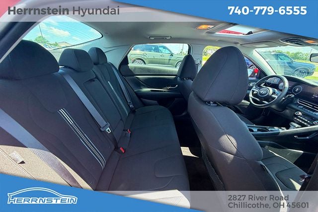 2025 Hyundai ELANTRA SEL Convenience