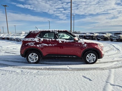 2026 Hyundai VENUE SE