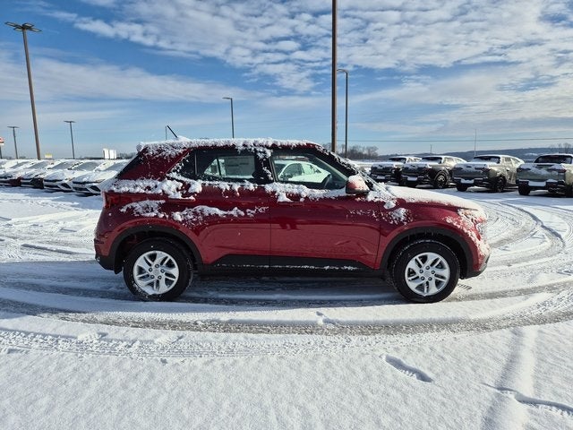 2026 Hyundai VENUE SE