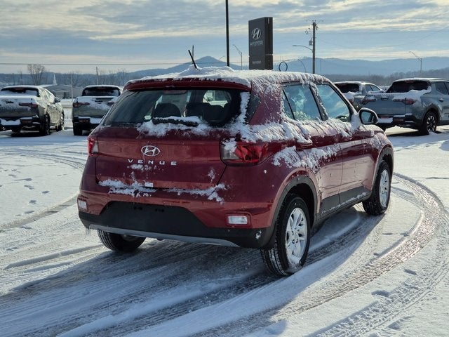 2026 Hyundai VENUE SE