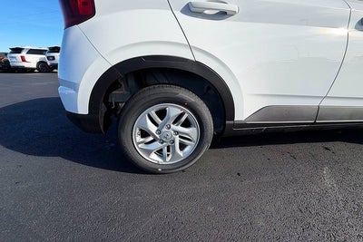 2026 Hyundai VENUE SE