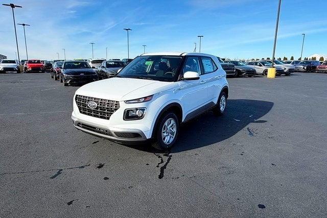 2026 Hyundai VENUE SE