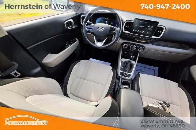 2025 Hyundai VENUE SEL