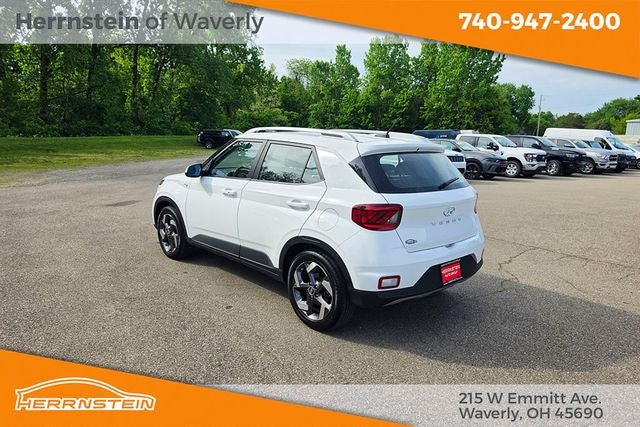 2025 Hyundai VENUE SEL