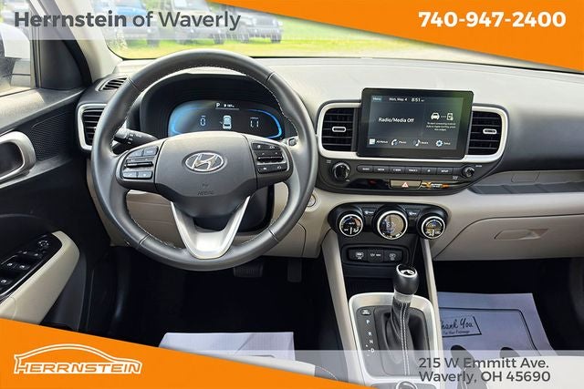 2025 Hyundai VENUE SEL