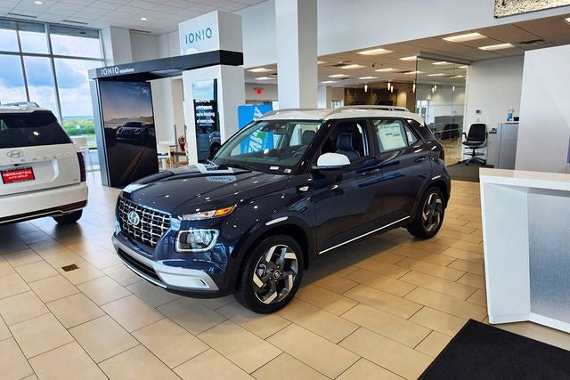 2026 Hyundai VENUE SEL W/Two-Tone Roof