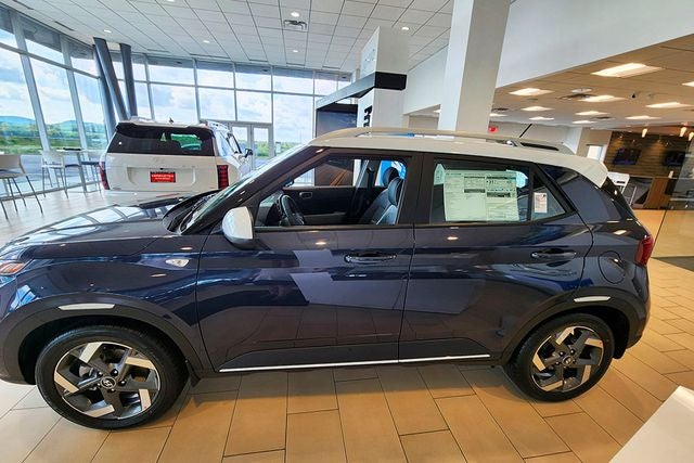 2026 Hyundai VENUE SEL W/Two-Tone Roof