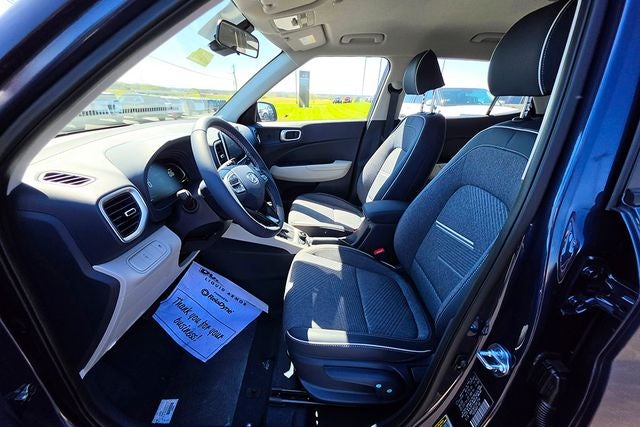 2026 Hyundai VENUE SEL W/Two-Tone Roof