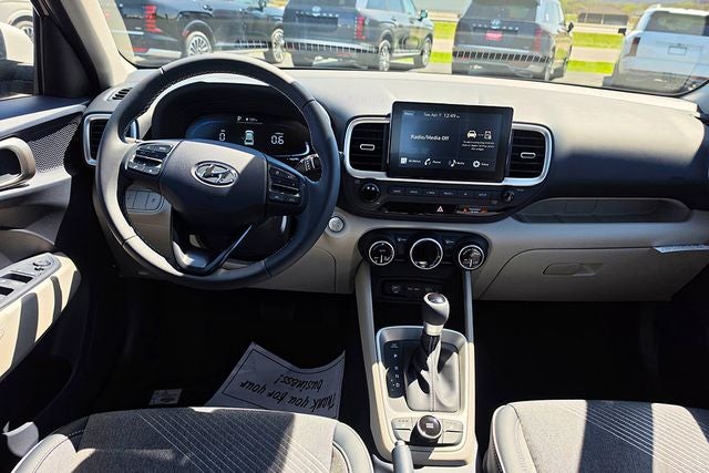 2026 Hyundai VENUE SEL W/Two-Tone Roof