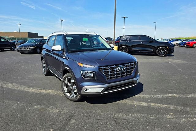 2026 Hyundai VENUE SEL W/Two-Tone Roof