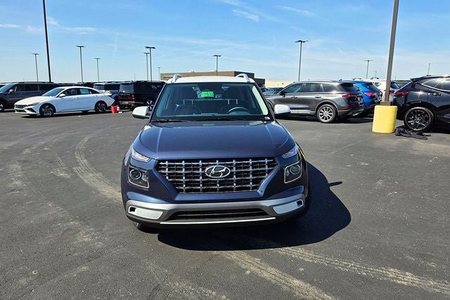 2026 Hyundai VENUE SEL W/Two-Tone Roof