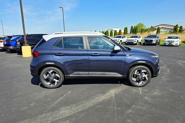 2026 Hyundai VENUE SEL W/Two-Tone Roof