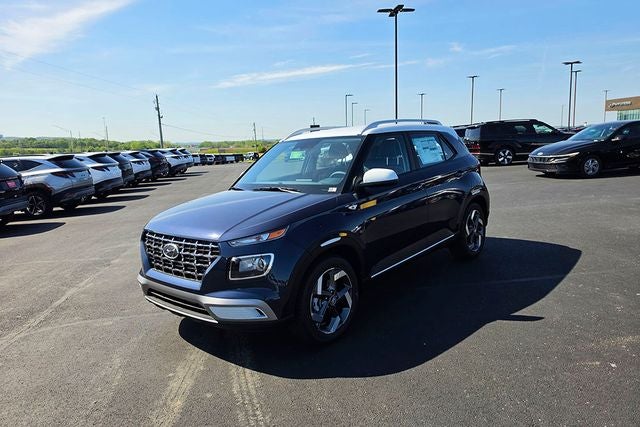 2026 Hyundai VENUE SEL W/Two-Tone Roof