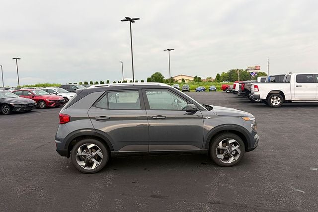 2026 Hyundai VENUE SEL W/Two-Tone Roof