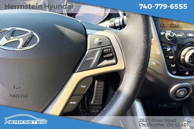2012 Hyundai VELOSTER Base W/Black