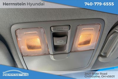 2012 Hyundai VELOSTER Base W/Black