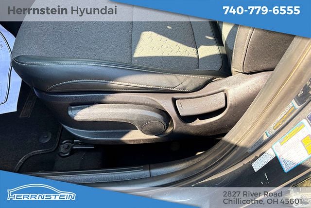 2024 Kia Seltos S - Photo 13