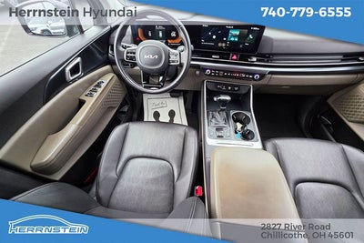 2025 Kia Carnival LXS
