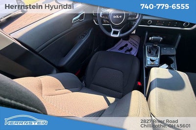 2024 Kia Sportage LX