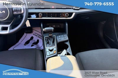 2024 Kia Sportage LX